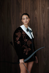 Vine blossom collar
