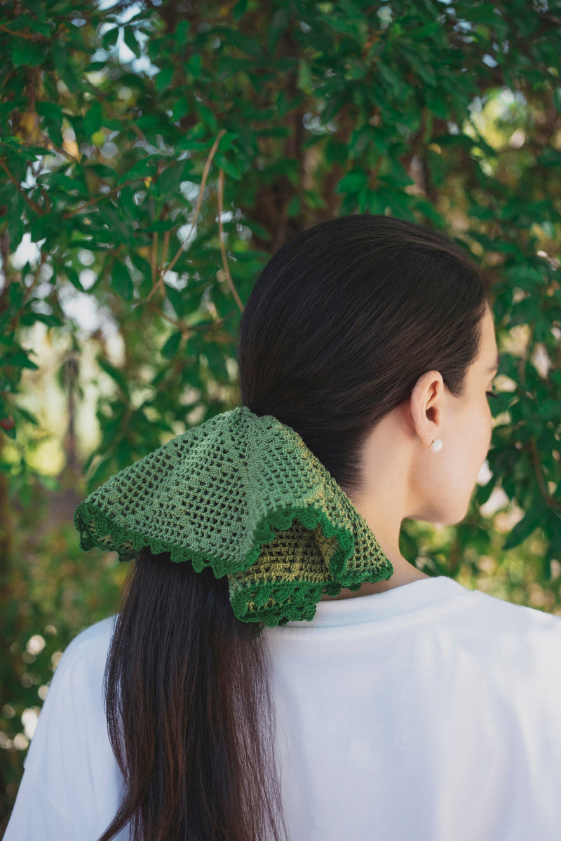A pear crochet band