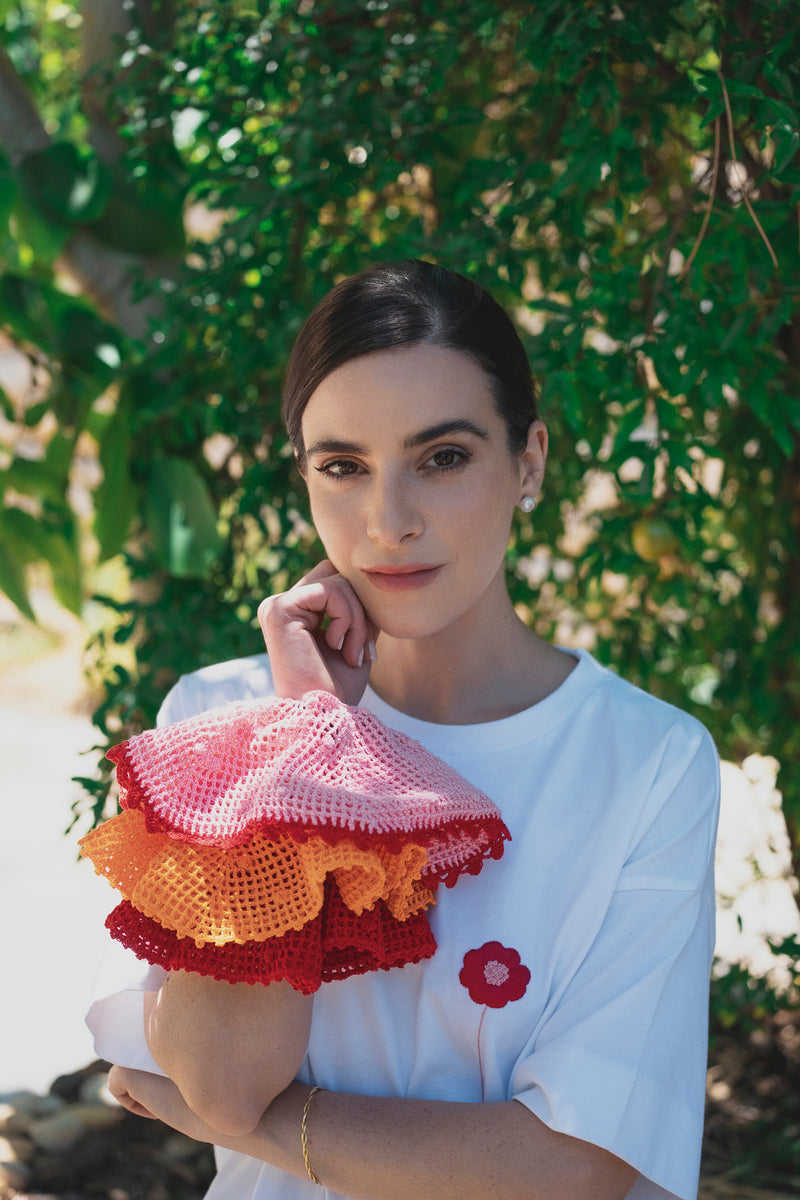 A rose crochet band