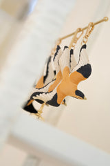 Houdhoud charm